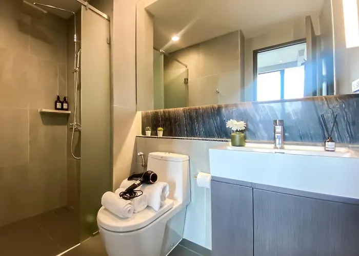 Stylish Riverview 1br - Ultra Fast Wifi - Phrom Phong *